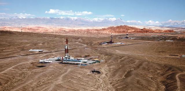 喜讯!中国石油国内油气产量实现两大历史性突(图6) 喜讯!中国石油国内油气产量实现两大历史性突(图6)